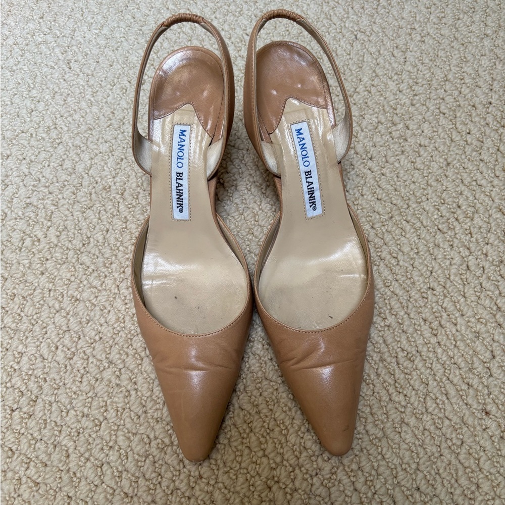 Manolo Blahnik Beige Leather Heels